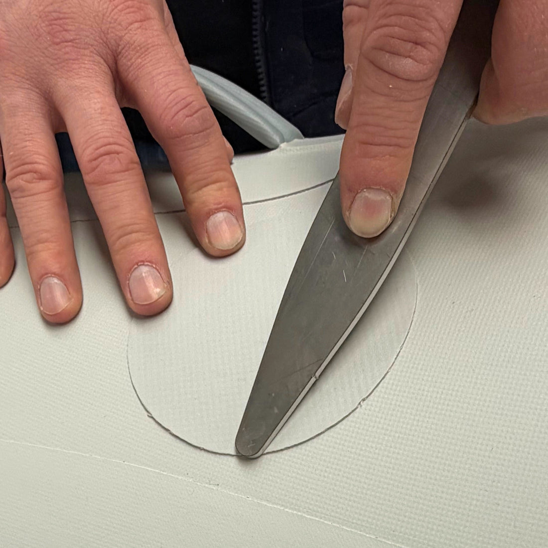 Rubberboot plakken met patch op PVC of Hypalon Neopreen tube